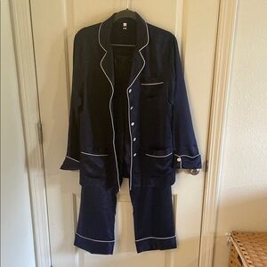LilySilk Size L Elegant Navy Pajama Set with White Trim